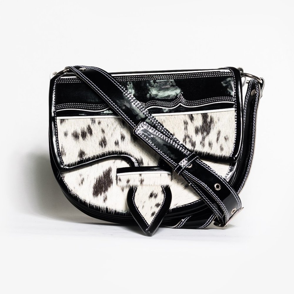 La Dama, black cowhide crossbody bag